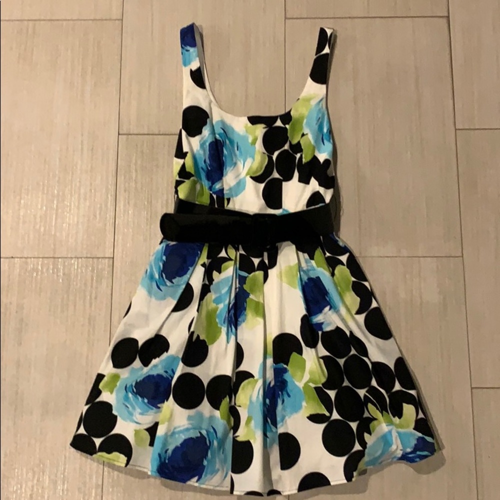 City Triangles floral dress with belt